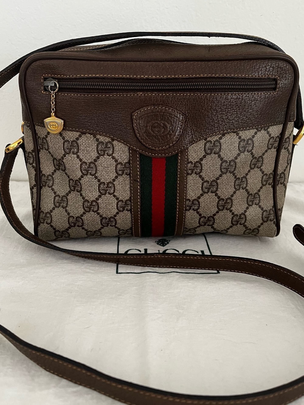 Vintage Gucci GG Supreme Sherry Line Crossbody Rare Collectible Late 1970’s - 80